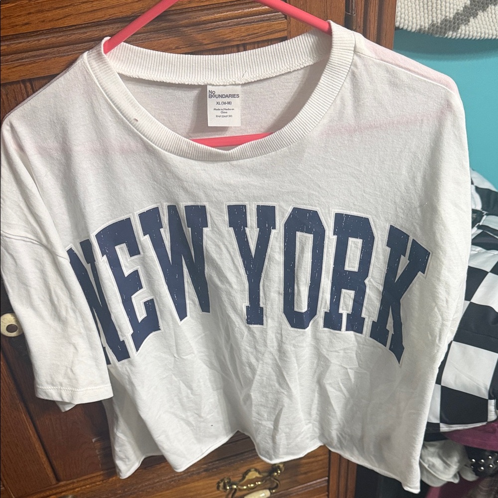 No Boundaries White Crop Top with Blue Print never worn
